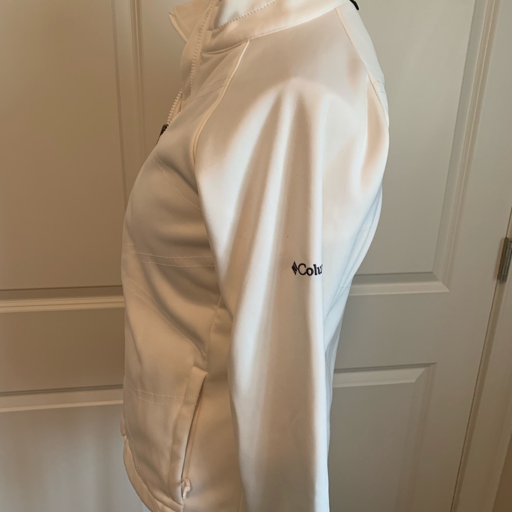 Columbia Jacket ❄️ - Picture 2 of 5